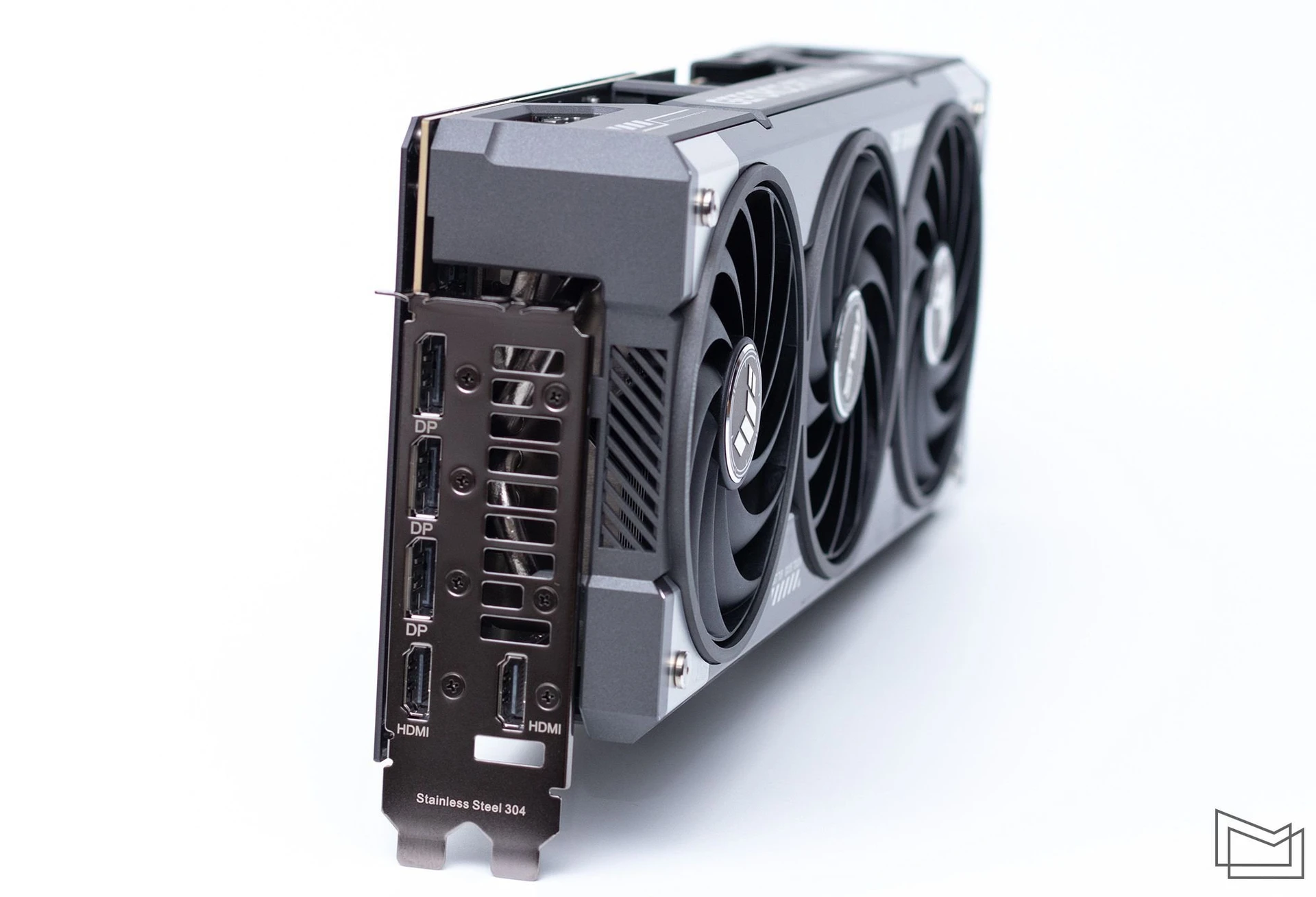 ASUS-TUF-Gaming-GeForce-RTX-5070-Ti-OC_21
